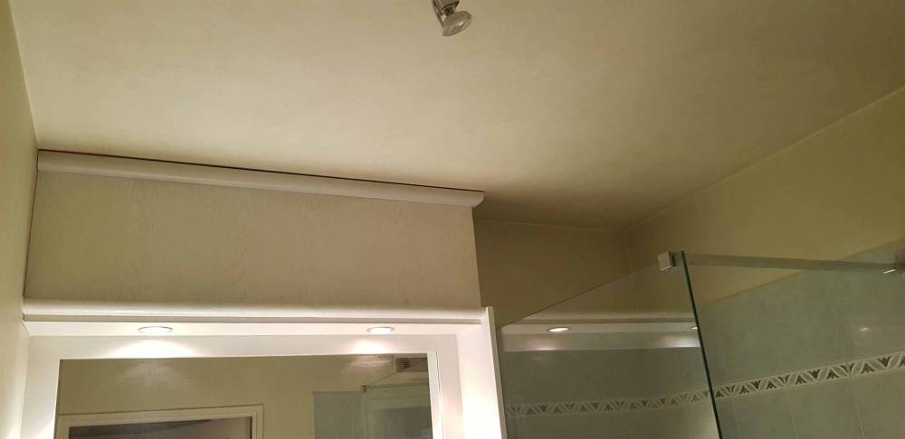 SDB avant travaux 1.jpg